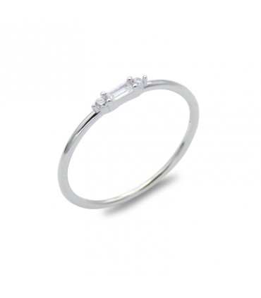 THREE ZIRCONS RING