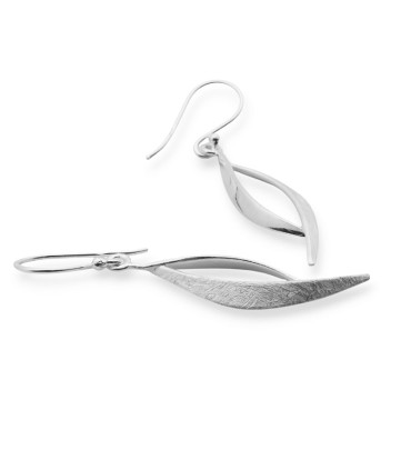 LONG EARRINGS WITH TWO TEXTURES